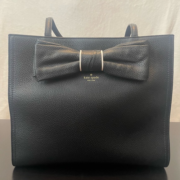 Kate Spade Bow Purse with Two Matching Wallets - Picture 2 of 7